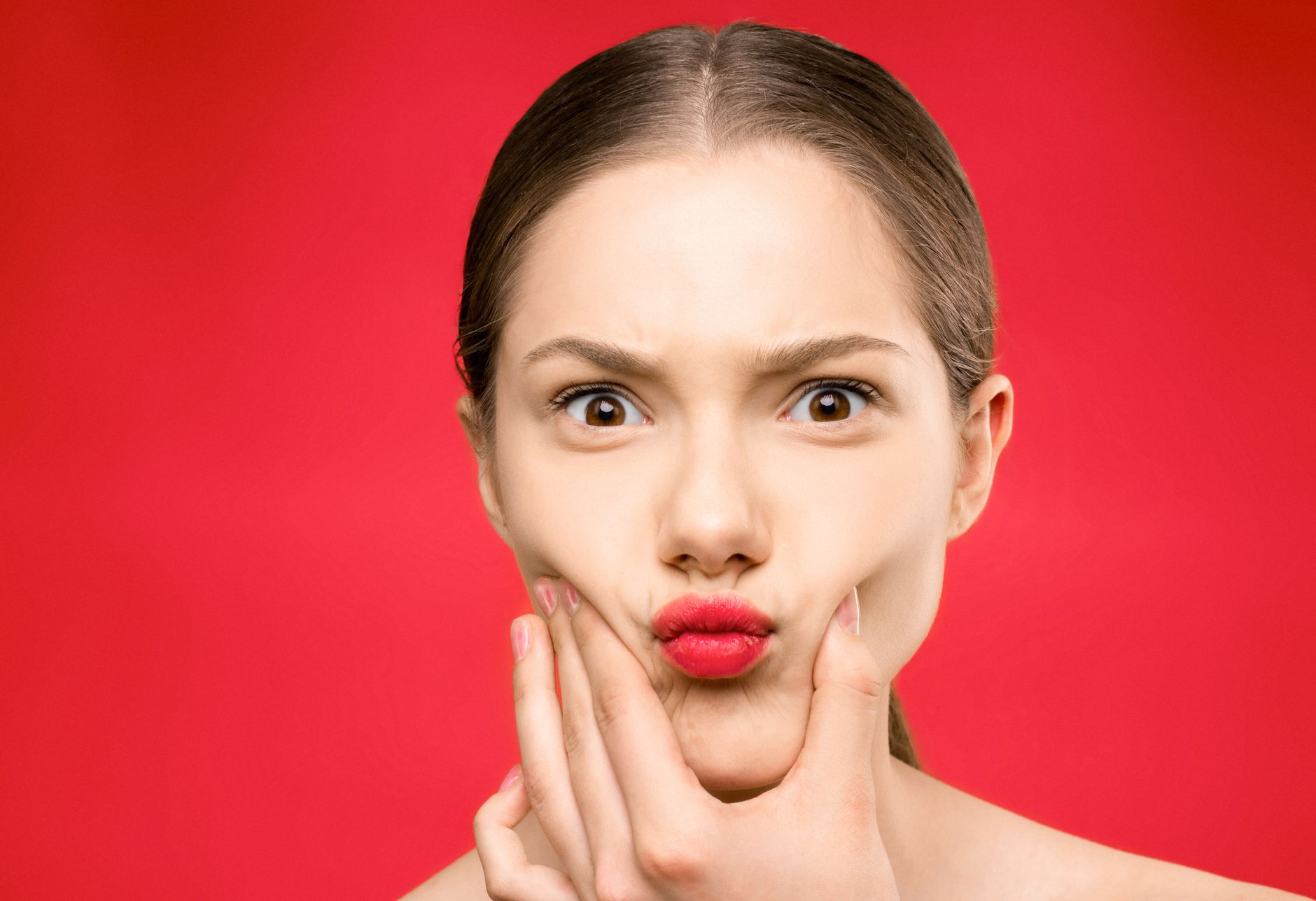 How clickbait headlines affect our perception of celebs